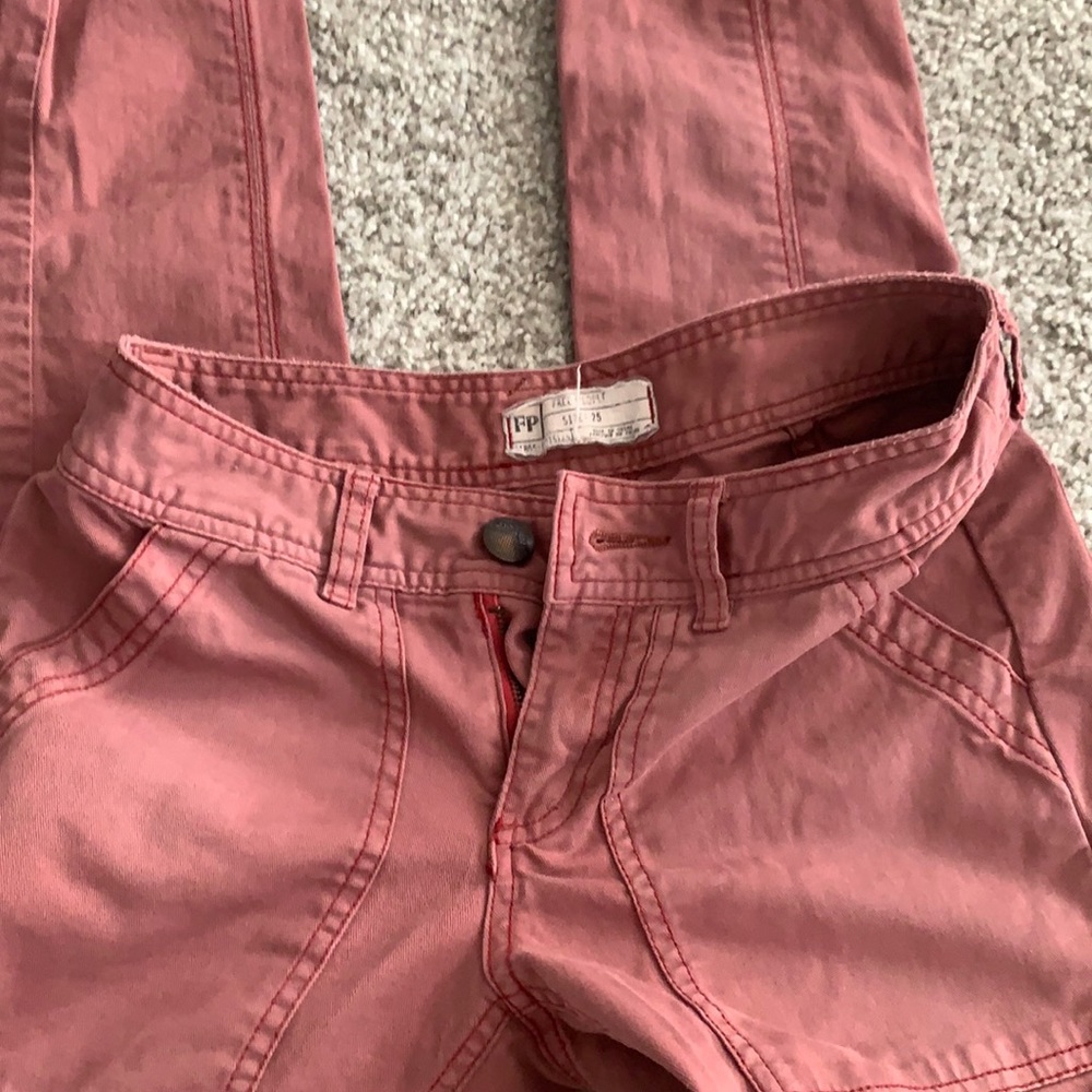 Free people size 25 pink cargo pants